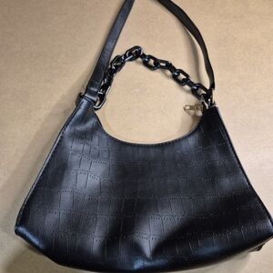 Chic Black Chain Shoulder Bag